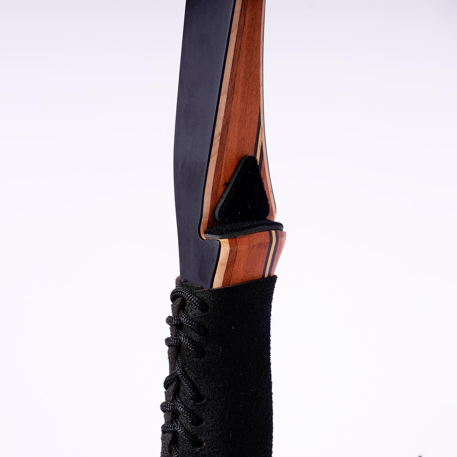 фото Лук традиционный длинный Sanlida Royal X8 68" Long bow комплект Лук традиционный длинный Sanlida Royal X8 68" Long bow комплект